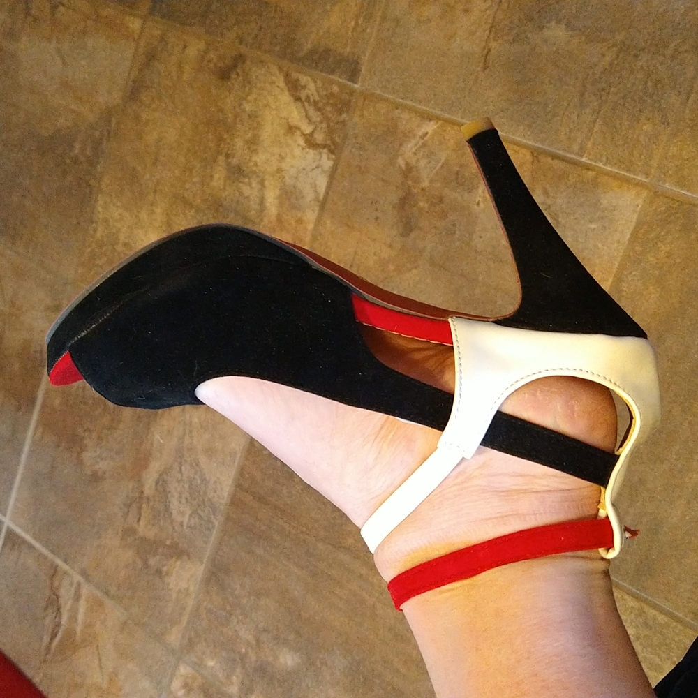 Generic Brand (made in China) 4" heals Size 10 (EU 42)